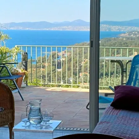 Tous A La Piscine Au Belvedere Vue וילה Saint-Raphaël