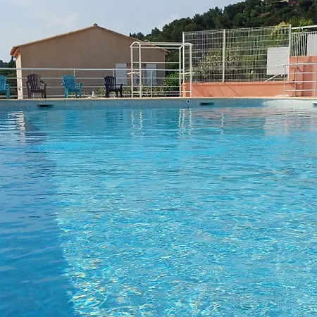 Tous A La Piscine Au Belvedere Vue וילה *