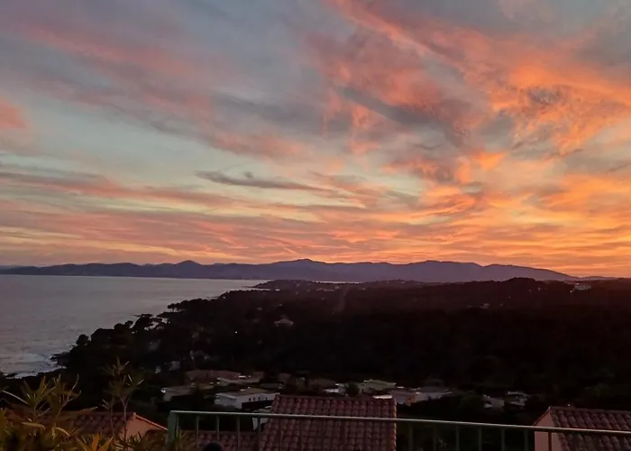 فيلة Le Belvedere Superbe Vue Saint-Raphaël